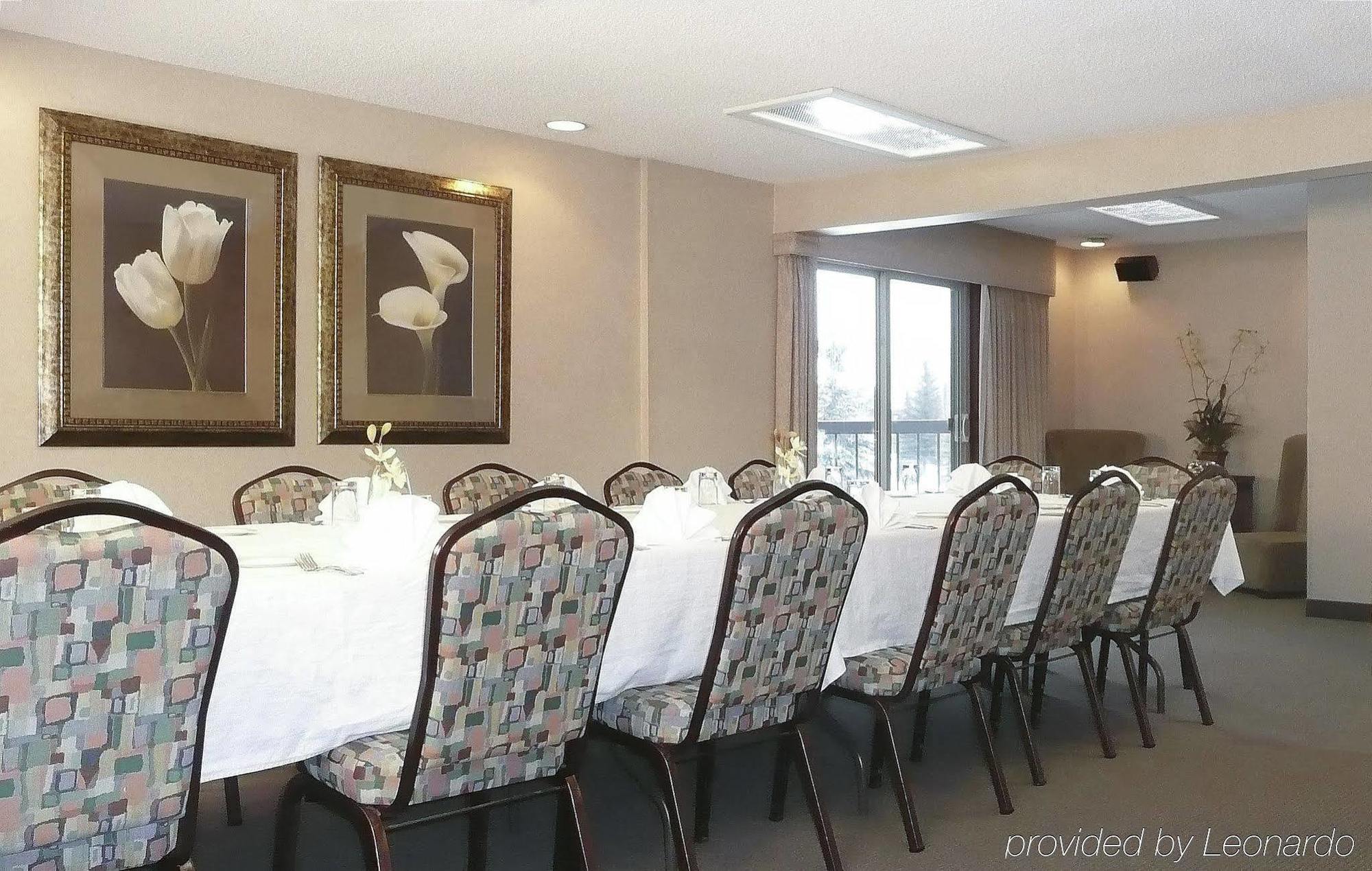 Sophie Station Suites Fairbanks Nhà hàng bức ảnh
