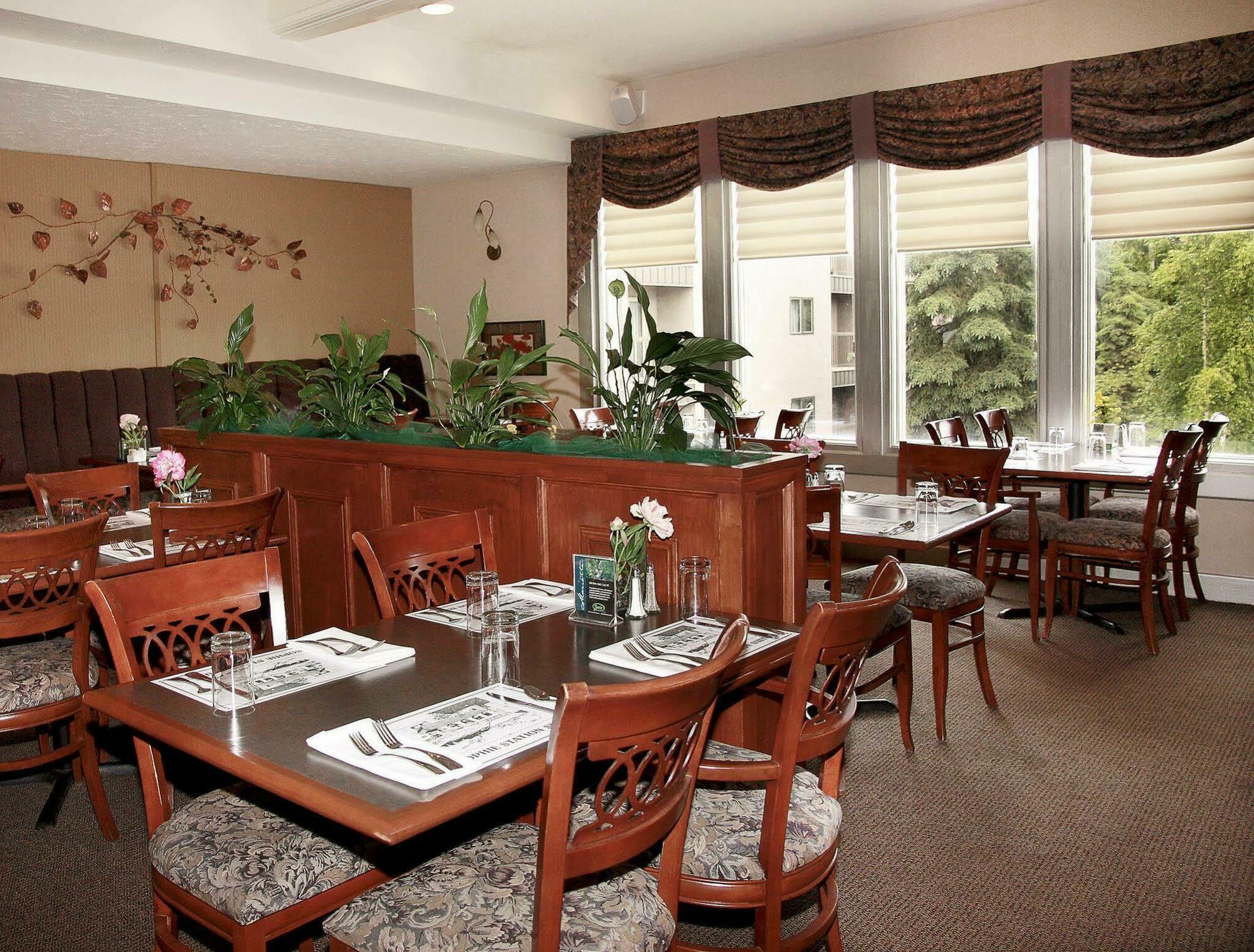 Sophie Station Suites Fairbanks Ngoại thất bức ảnh